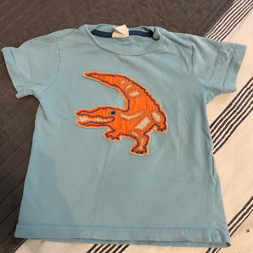 Mini Boden dinosaur tshirt 2-3Y.  GUC